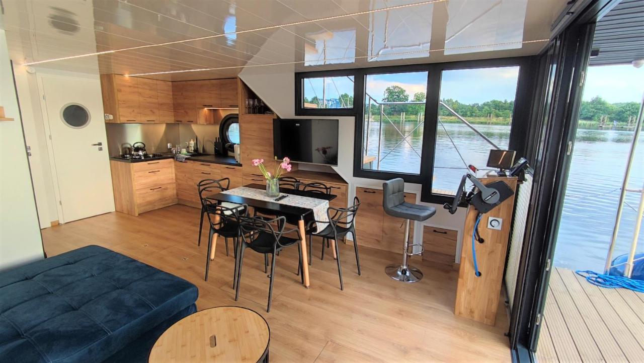 Houseboat Water King Apartament Plywajacy Dom Na Wodzie, 7 Os Breslavia Esterno foto