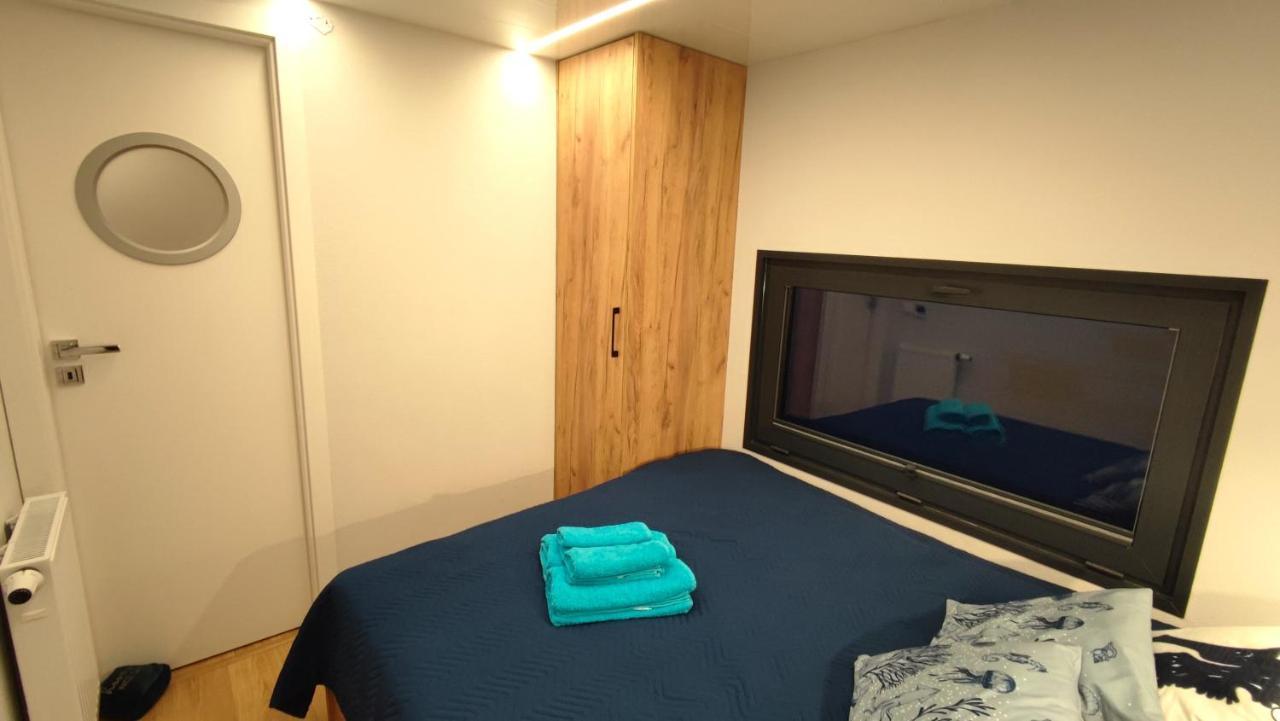 Houseboat Water King Apartament Plywajacy Dom Na Wodzie, 7 Os Breslavia Esterno foto